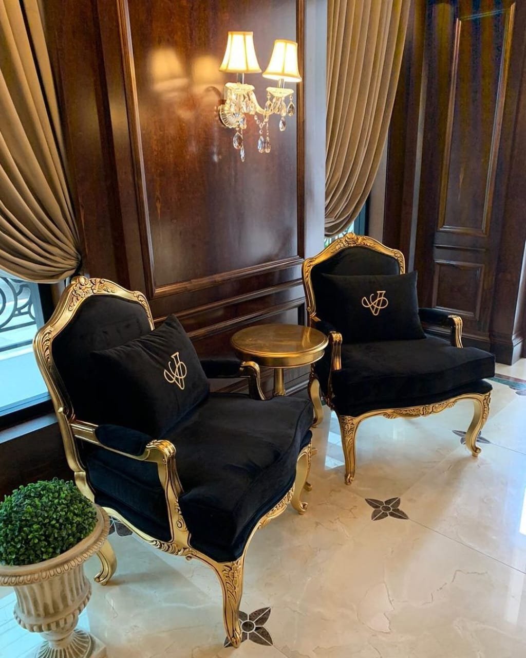 Royal Gold-Leaf Hand-Carved Black Velvet Accent Chair Set